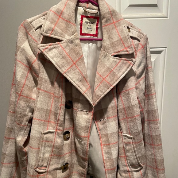 Woman’s coat - Picture 1 of 2